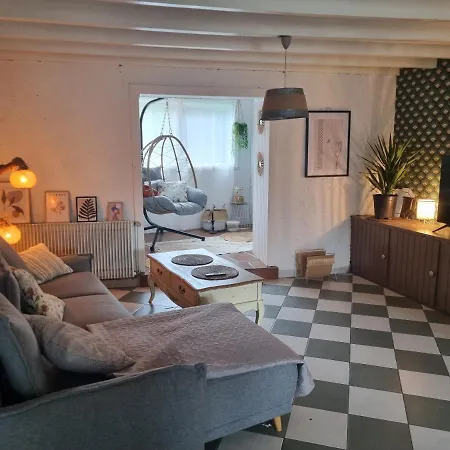 Le Beauplan Hotel Chalain-le-Comtal